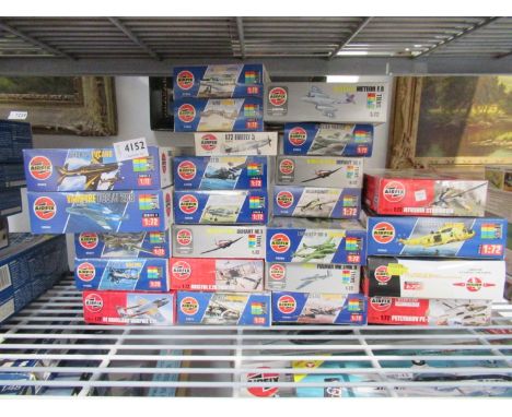 Twenty four Airfix 1:72 scale aircraft plastic model kits (24) 