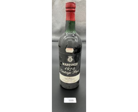 A Bottling of Martinez 1970 Vintage Port. Sealed. 