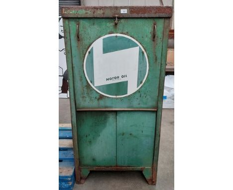 Vintage castrol oil dispenser [143x69x63cm]