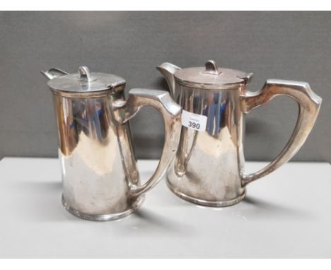 PAIR OF TALL SILVER PLATED HOTEL WARE COFFEE POTS BY ROCKINGHAM PLATE