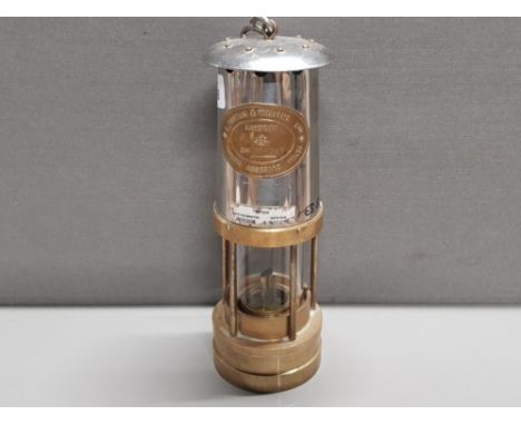 E.THOMAS AND WILLIAMS CAMBRIAN BRASS AND METAL MINERS LAMP