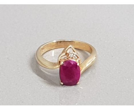 14CT GOLD RUBY AND DIAMOND RING 3.5G SIZE K