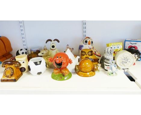 SpongeBob SquarePants, Wade in original box, a Gromit money box, Mr Man money box, Bambi money box by Wade, ceramic Tom and J