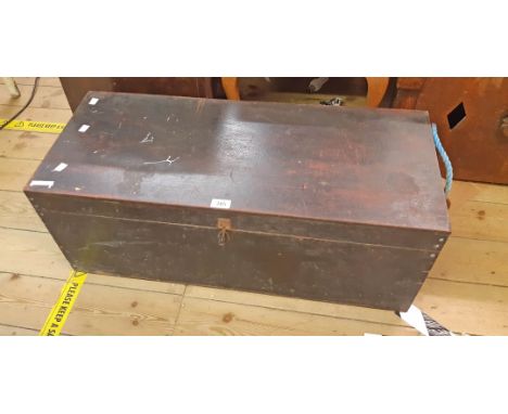 A 34" vintage stained laminated wood tool chest with lift-top, tray fitted interior and flanking rope lug handles