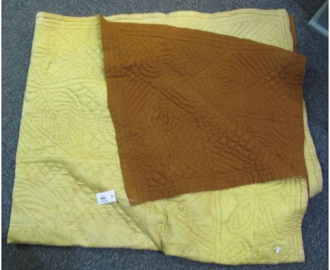 Vintage quilt with yellow on one side and brown on the other, probably double size. (B.P. 24% incl. VAT)