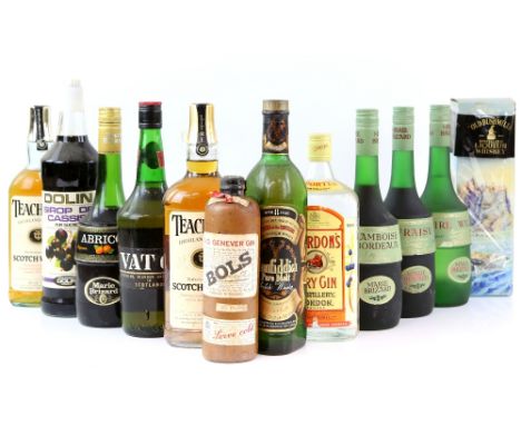 Various bottles of spirits and liqueurs to include three bottles of Marie Brizard Fraise Liqueur 70cl, one bottle of Marie Br