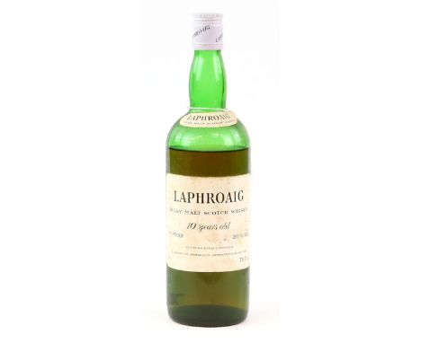 Laphroaig 10 Years Old Pre-Royal Warrant. Islay malt Scotch whisky. Distilled and bottled by D. Johnston &amp; Co. Ltd. No ca