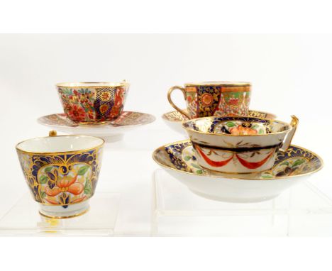 A Flight Barr & Barr Worcester porcelain tea cup and saucer, Imari decorated, Coalport, John Rose, tea cup and saucer Imari d