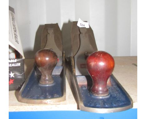 A Woden No 7 bench plane, and a Woden No W6 bench plane, (2).