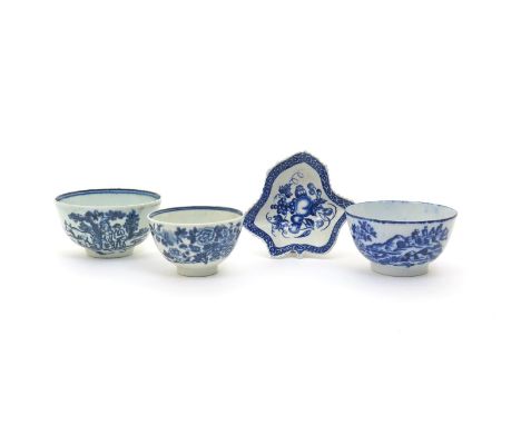 Three English porcelain blue and white teabowls, c.1770-80, one Seth Pennington (Liverpool) printed with the Rural Lovers pat