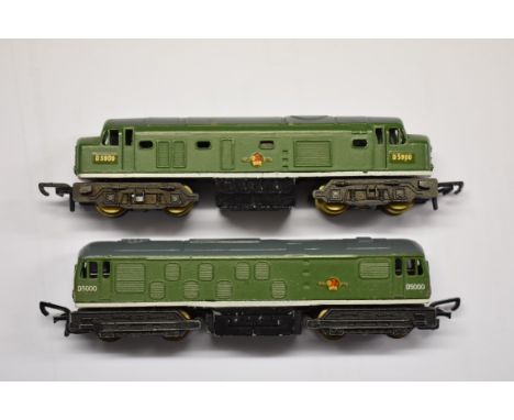 Lone Star:&nbsp;a collection of Treble O gauge railway, to include:&nbsp;two D5900 BR green diesel engines; a Union Pacific 4