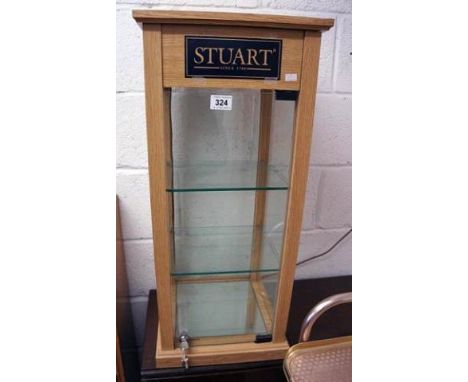 Oak display cabinet with light (Working)