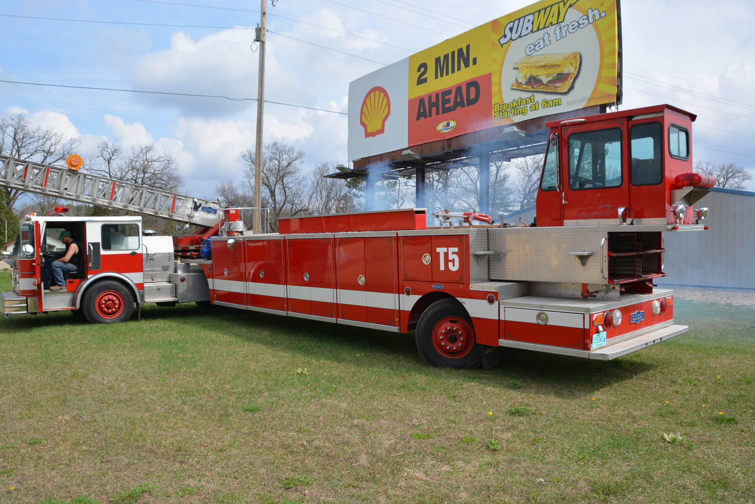 1987 Spartan Fire Tiller ladder truck 64064miles