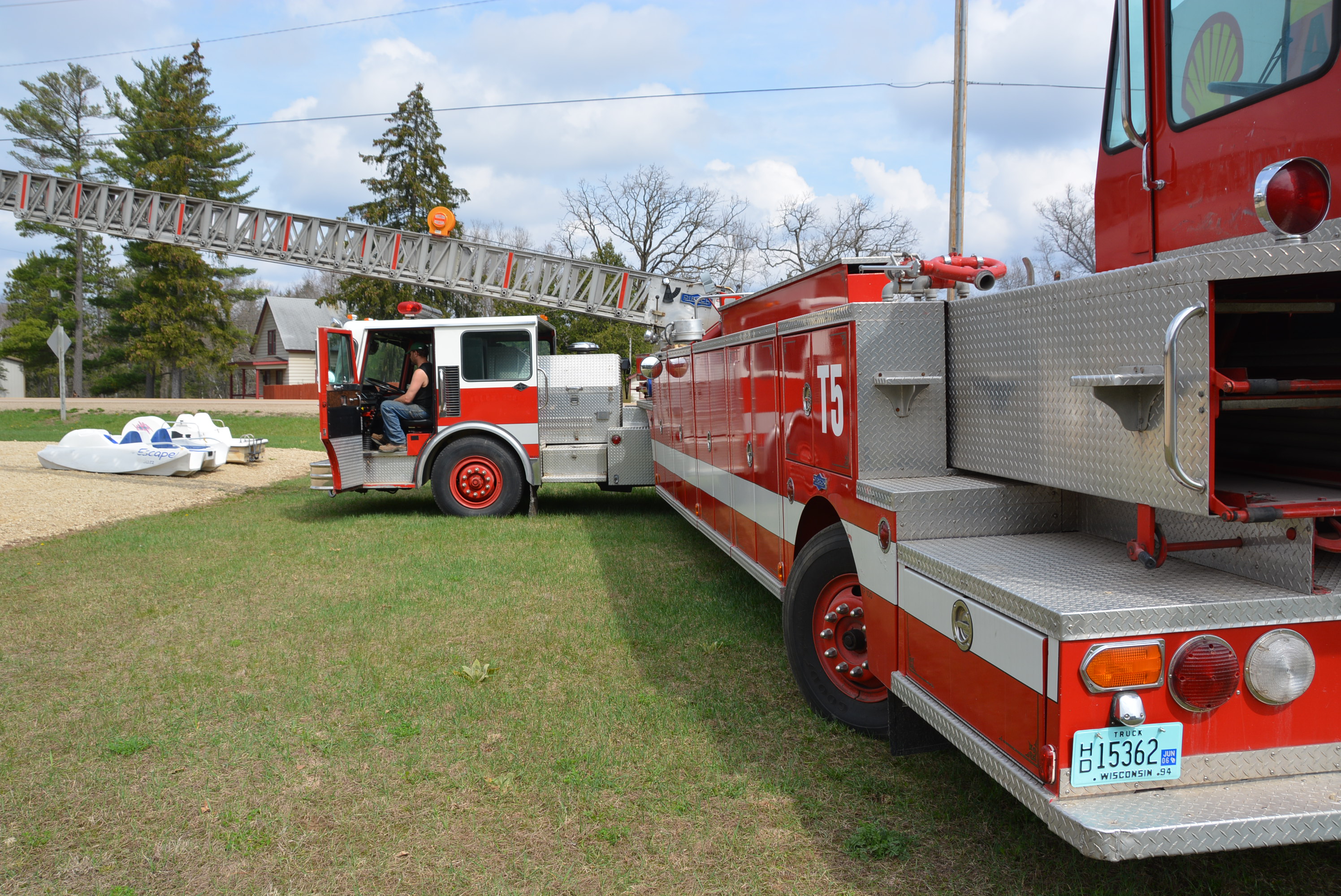 1987 Spartan Fire Tiller ladder truck 64064miles