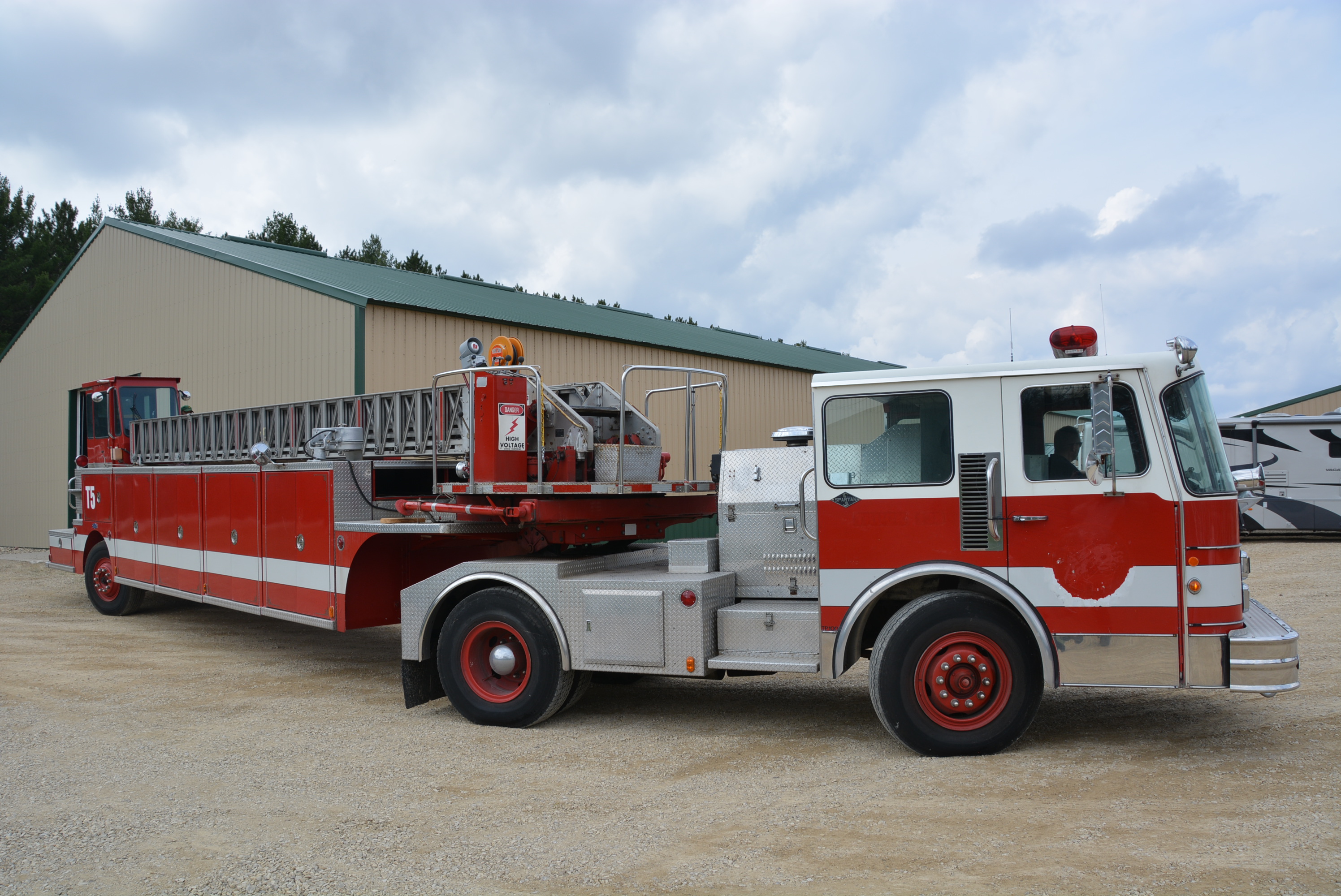 1987 Spartan Fire Tiller ladder truck 64064miles