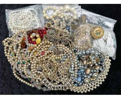 Box of Vintage Costume Jewellery, comprising assorted pearl necklaces and chokers, beads, pendants, earrings, crystal necklac