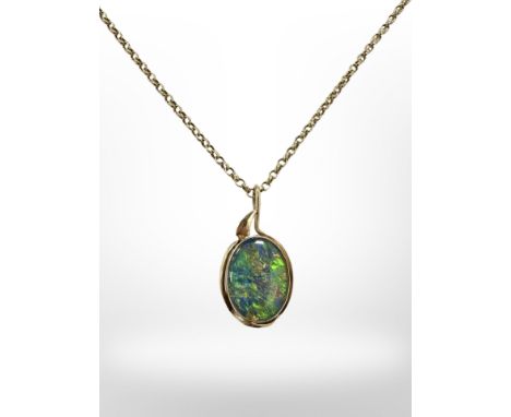 A 9ct yellow gold necklace with opal pendant length 51 cm CONDITION REPORT: chain 4.2g.