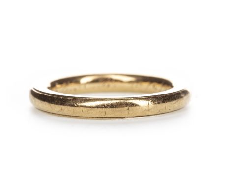 EIGHTEEN CARAT GOLD WEDDING BAND, 2.5mm wide, size K, 5.4g