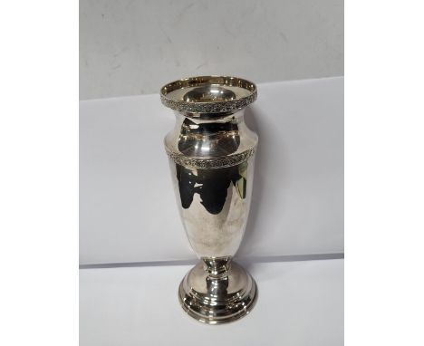 1964 Birmingham hallmarked silver vaseWeight - 250g 