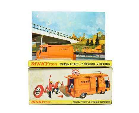 French Dinky 570A Fourgon Peugeot J7 Depannage Autoroutes in display box with parts (E box G-E, some tears to insert and glue
