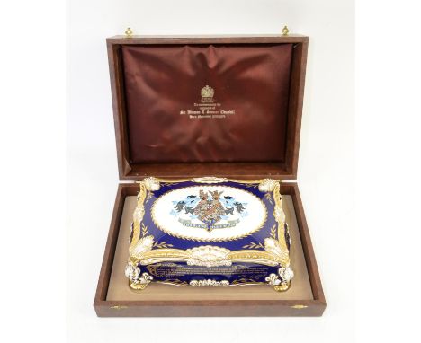 Paragon porcelain limited edition Winston Churchill commemorative cigar casket, number 170 of 500, made to commemorate the ce