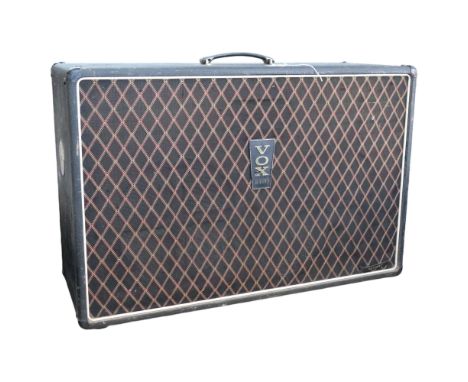 A Vintage 1970s Vox Defiant loud speaker unit, with Celestion Vox labelled speakers In well-used but good condition