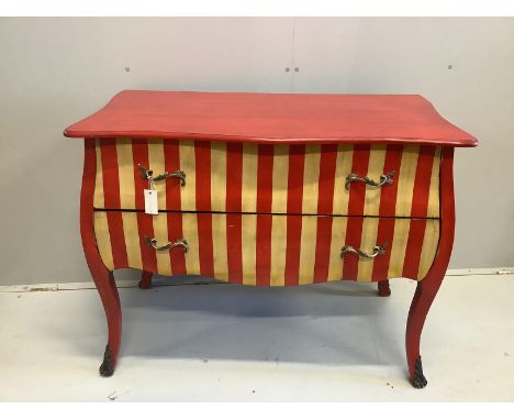 A contemporary Continental style painted serpentine commode, width 105cm, depth 52cm, height 83cm