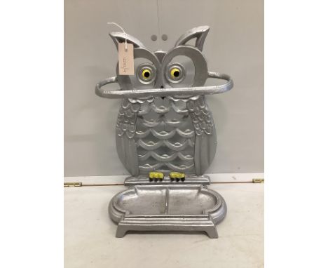 A painted cast metal owl stick stand, height 48cm