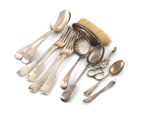 A mixed lot of silver flatware,various dates and makers,comprising: four Fiddle pattern table forks, two tablespoons, plus a 