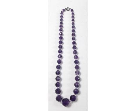 A faceted amethyst bead necklace 