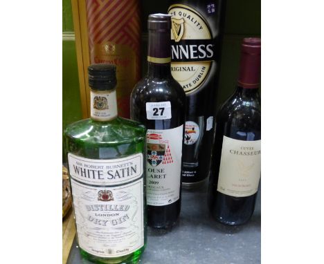 ONE BOTTLE WHITE SATIN GIN, 2009 SELECTED CLARET FOR CHRISTCHURCH OXFORD, 2008 CAMPO VIEJO RIOJA GRAND RESERVE PRESENTATION G