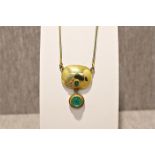 Kette mit Anhänger