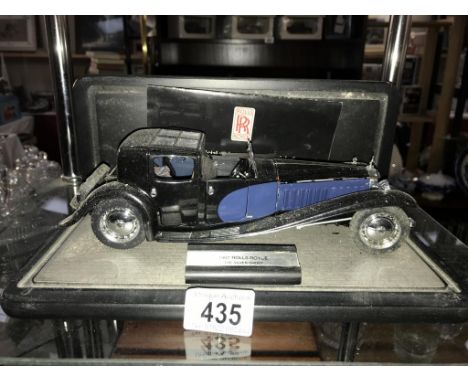 A Franklin Mint 1930 Bugatti Royale (In a different box from the description on the label)