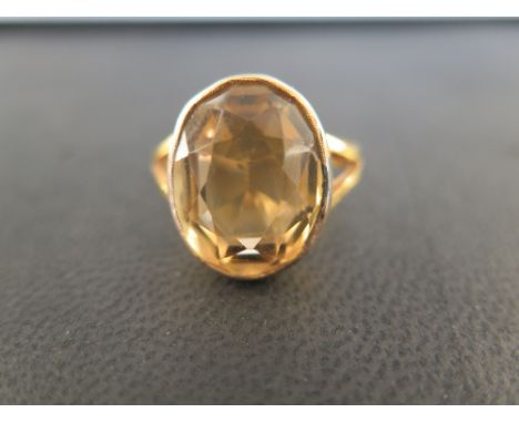 A citrine single-stone ring - Stamped 9ct - Ring size L - Weight approx 6.0gms
Condition Report: Good to fair - With surface 