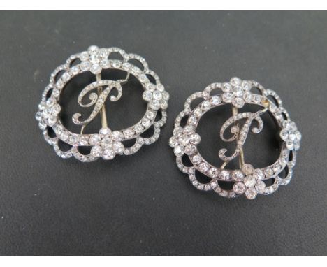 A pair of paste shoe buckles - With central initial 'P' - Test as silver - Length 4.5cms - Weight approx 1.6ozt
Condition Rep