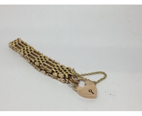 A 15ct gold gate bracelet