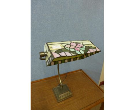 A Tiffany style table lamp 