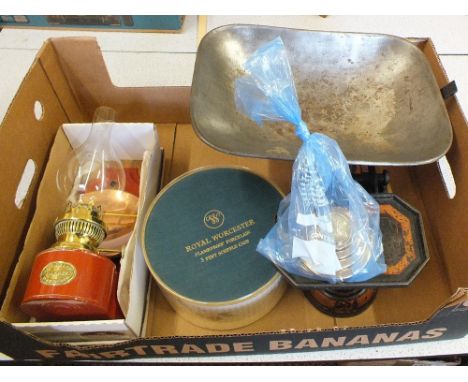 A set of scales with weights, a Messenger & Sons oil wall lamp and a Royal Worcester three pint souffle case