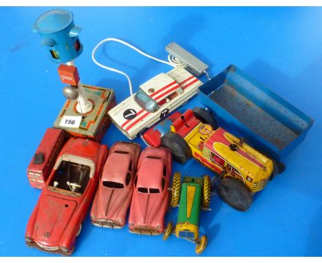 TIN PLATE VEHICLES : TRIANG MINIC CARS, MARX TRACTOR, SAFETY FIRST, SCHUCO 5503, ETC