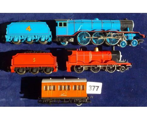 HORNBY THOMAS THE TANK ENGINE LOCOMOTIVES U/B : GORDON & JAMES PLUS COACH ANNABELLE