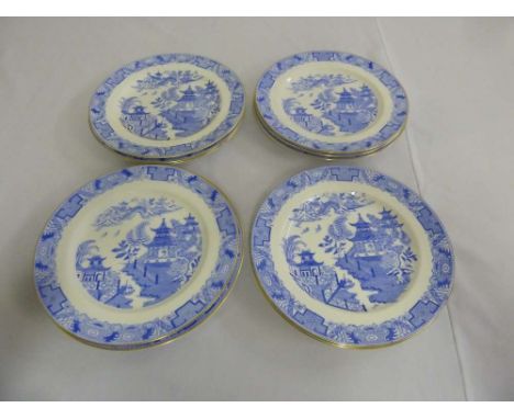 Royal Worcester twelve blue and white Chinoiserie pattern plates