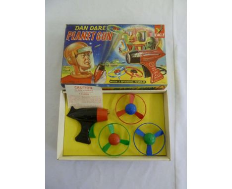 Merit Dan Dare Planet gun complete with caution leaflet, near mint in excellent box