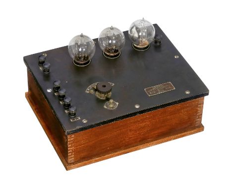 Amplifier 7-A von Western Electric, 1922Western Electric Company Inc., New York, USA. 3 Röhren (3 x Western Electric 101-D), 
