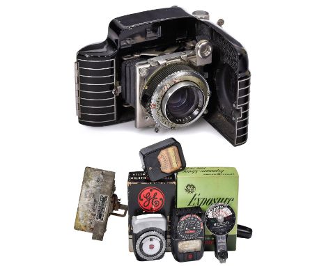 Kodak Bantam, Belichtungsmesser und Blitzzubehör, um 1941-481) Kodak, USA. Bantam Nr. 25321, Format 28 x 40 mm für 828er-Film