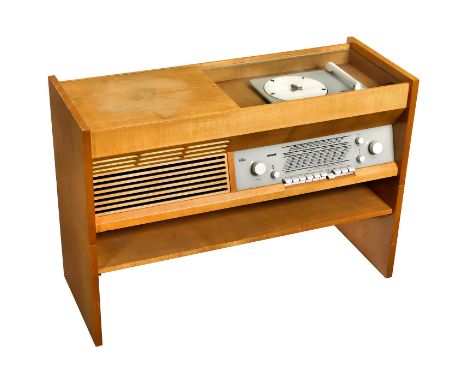 Radio-Phono-Kombination Braun PK-G5/7, 1958Braun, Frankfurt. Design von Hans Gugelot, 9 Röhren, 110, 125, 150, 220 und 240 Vo