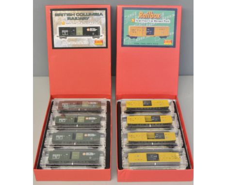 Micro Trains, N Gauge, two scale four car runner packs, No 4402, 40054, 40166 40178 and 50006, 50050, 50073, 50110