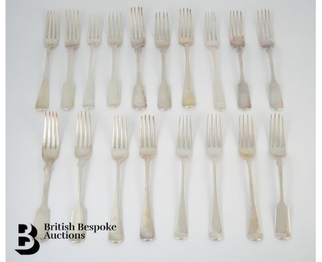 Quantity of Georgian silver forks, including: two Irish forks, Dublin hallmark dated 1818, mm James England; four Scottish si