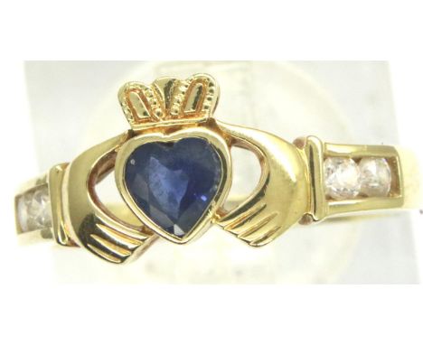 14ct gold stone set Claddagh dress ring, size L, 2.5g. P&amp;P Group 1 (£14+VAT for the first lot and £1+VAT for subsequent l