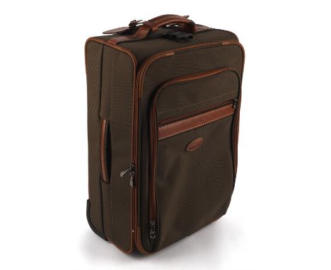LONGCHAMP green and tan leather and canvas cabin bag with retractable handle (55cm x 35cm x 25cm) Comes with combination lock