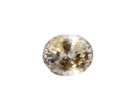 Loser hellgelber oval facettierter Saphir 5,7 ct, ca. 10,8 x 8,9 x 6,9 mm, an der Rundiste bestoßen, keine Anzeichen auf Hitz